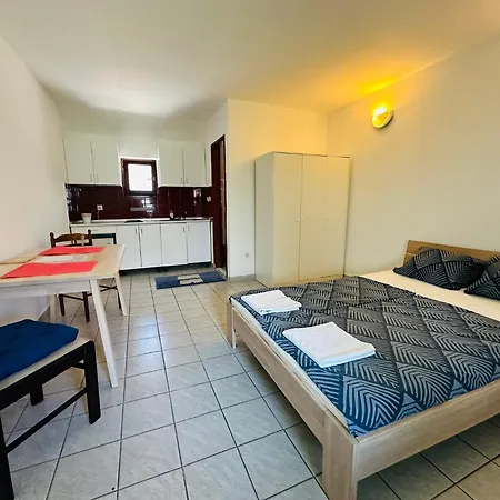 Apartment Bright Side