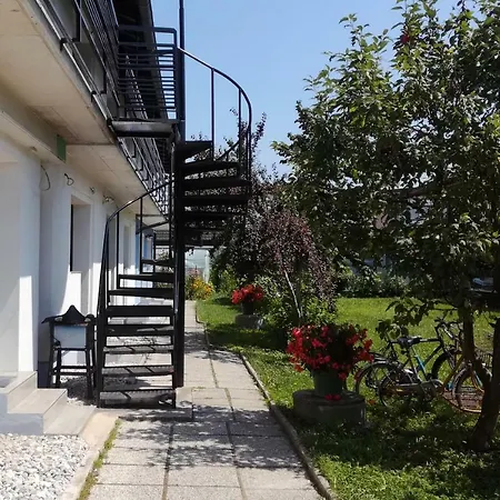 Bright Side 아파트