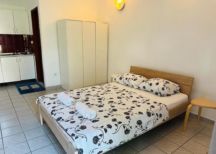 Bright Side Apartma *